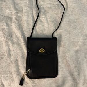 VINTAGE LEATHER COACH MINI CROSSBODY